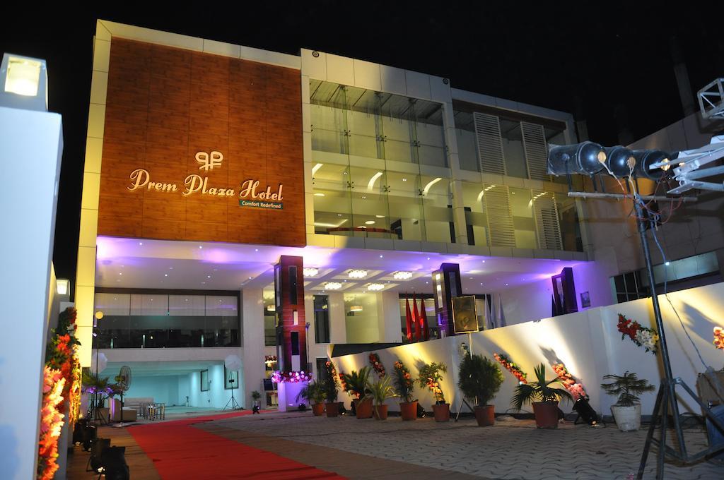 Hotel Prem Plaza Karnāl Exteriér fotografie
