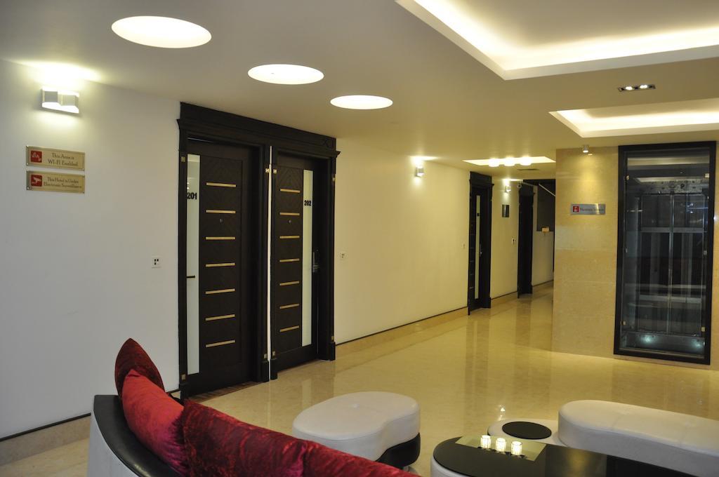 Hotel Prem Plaza Karnāl Exteriér fotografie